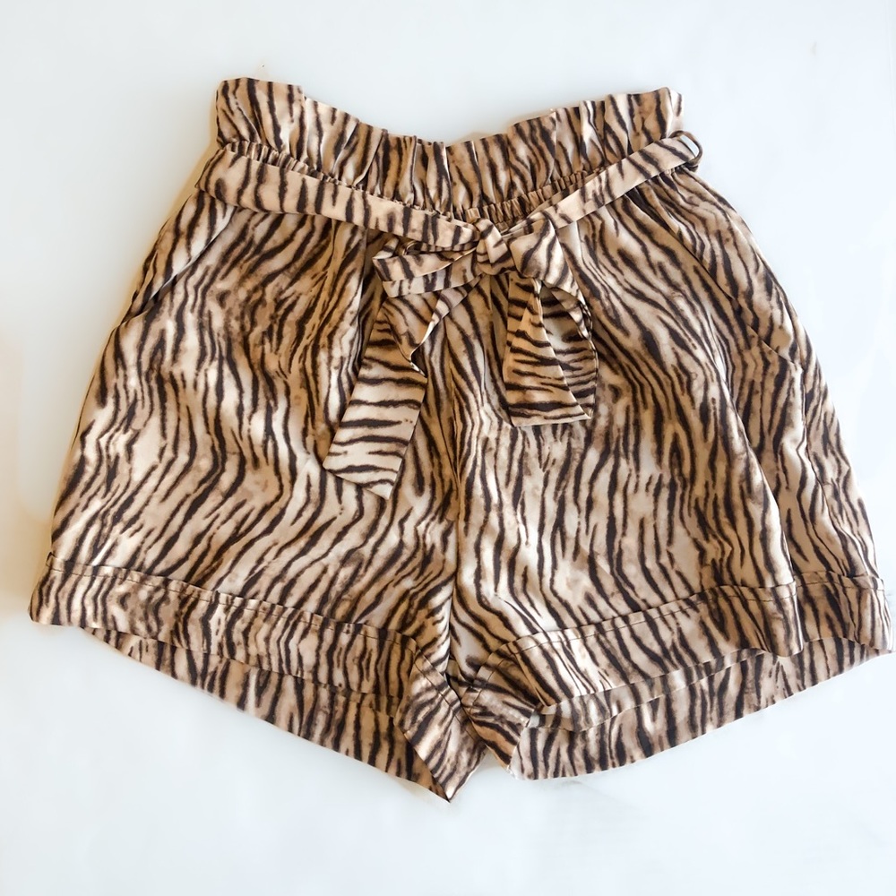 Tyche Tiger Print Paper Bag Shorts - Size small